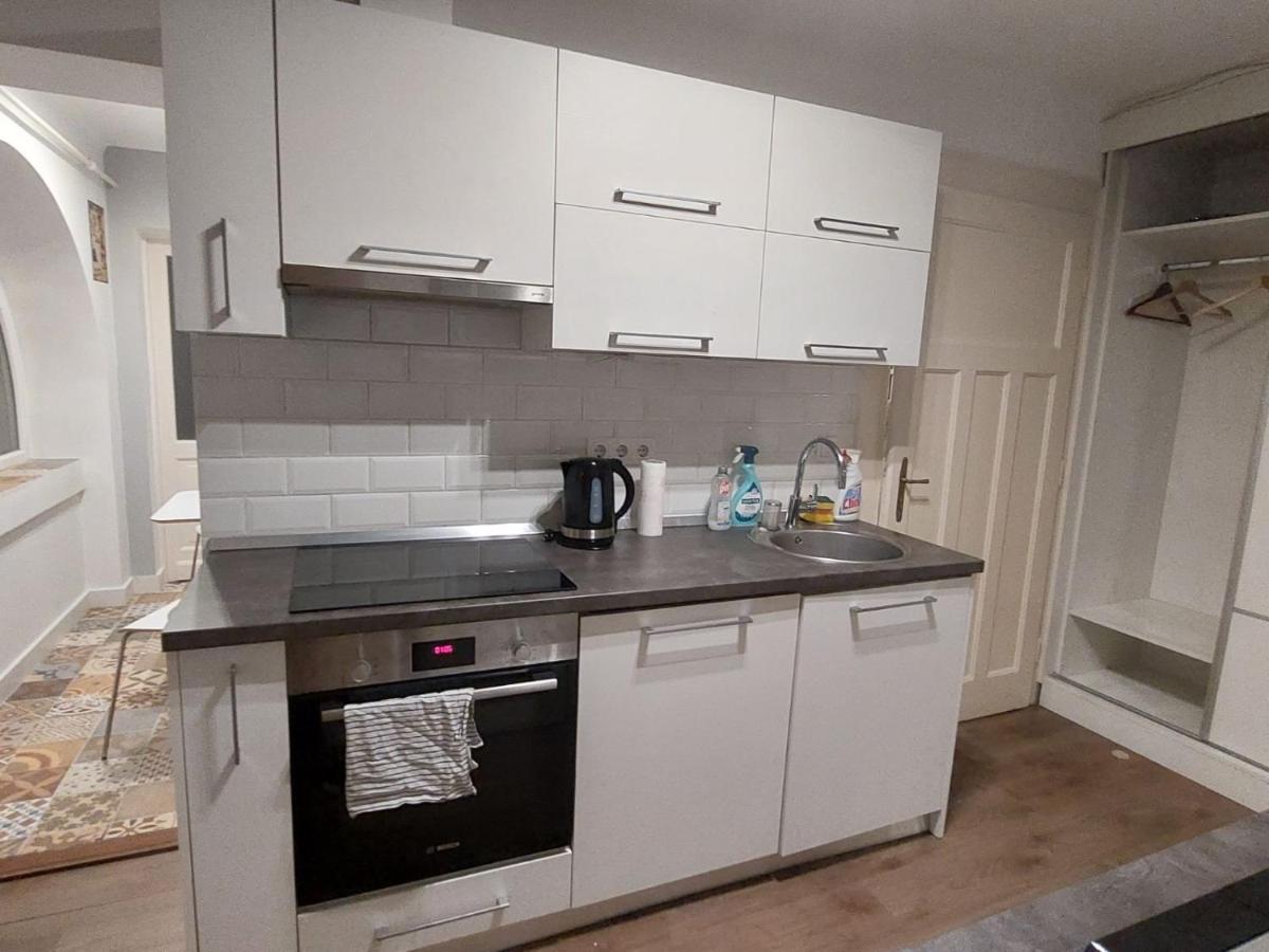 Roland Apartment - Nepliget Budapest Eksteriør bilde